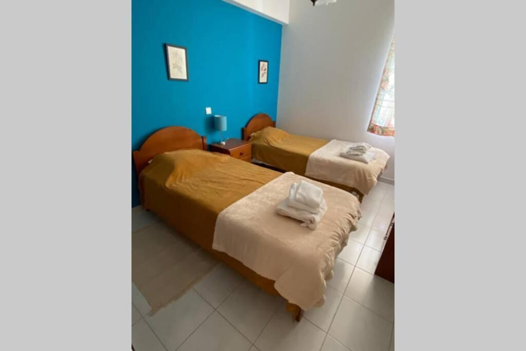 Blue - Beachfront Apartment อาร์มาซอง เด เปรา ภายนอก รูปภาพ